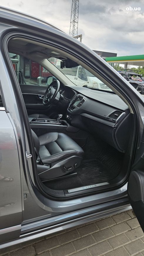 Volvo XC90 2020 - фото 17