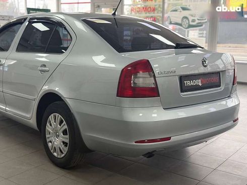 Skoda Octavia 2011 - фото 9