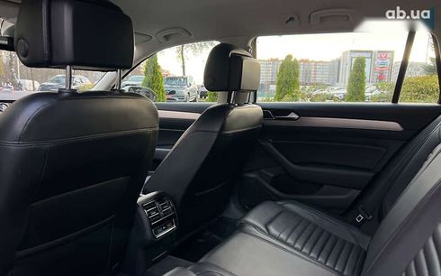 Volkswagen Passat 2018 - фото 21