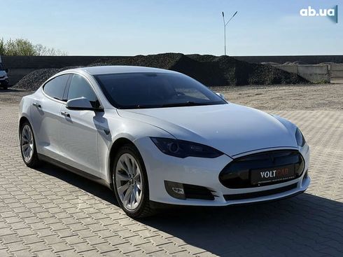 Tesla Model S 2013 - фото 9