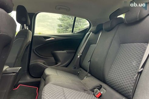 Opel Astra 2016 - фото 18