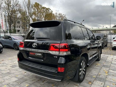 Toyota Land Cruiser 2016 - фото 14