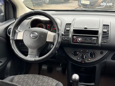 Nissan Note 2008 серый - фото 22
