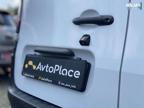 Renault Kangoo 2019 - фото 24
