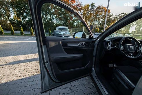 Volvo XC40 2021 - фото 18