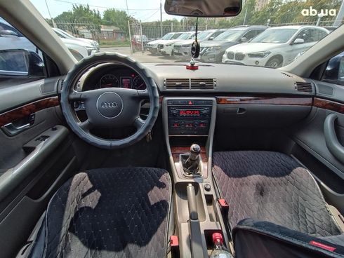 Audi A4 2005 серый - фото 15