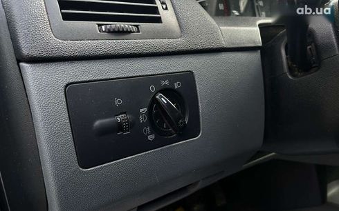 Skoda Fabia 2003 - фото 11