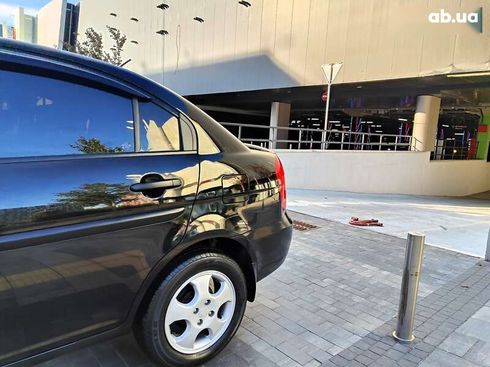 Hyundai Accent 2008 - фото 6