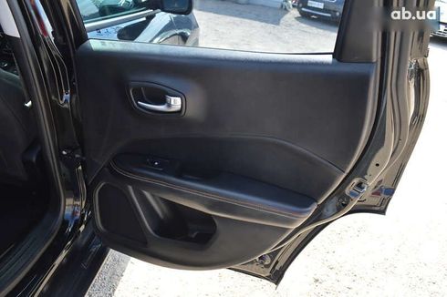 Jeep Compass 2017 - фото 14