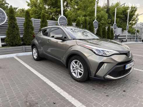 Toyota C-HR 2020 коричневый - фото 3