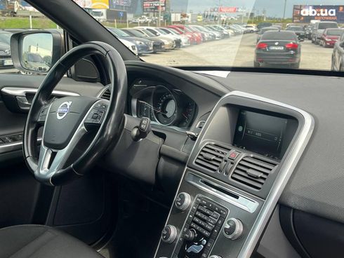 Volvo XC60 2015 коричневый - фото 36