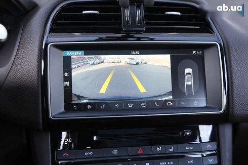 Jaguar F-Pace 2016 - фото 19