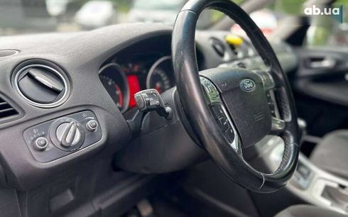 Ford Galaxy 2011 - фото 8