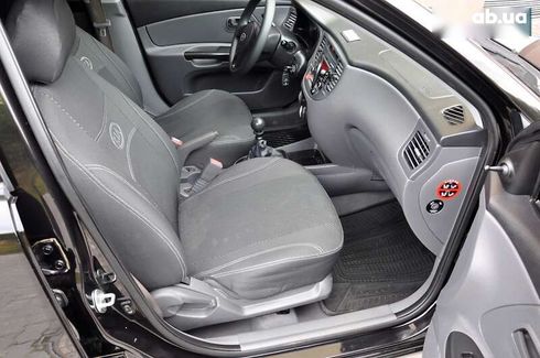 Kia Rio 2010 - фото 27