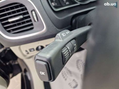 Volvo V40 2018 - фото 24
