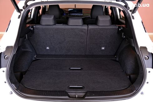 Nissan Qashqai 2023 белый - фото 9