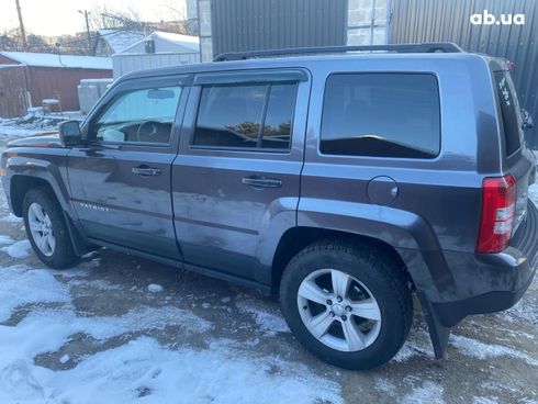 Jeep Patriot 2016 серый - фото 16