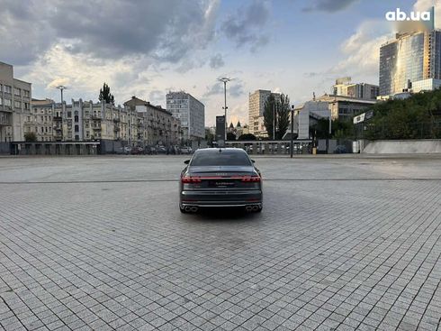 Audi S8 2024 - фото 6