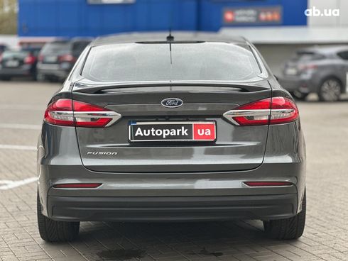 Ford Fusion 2019 серый - фото 15