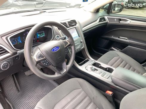Ford Fusion 2018 серый - фото 39
