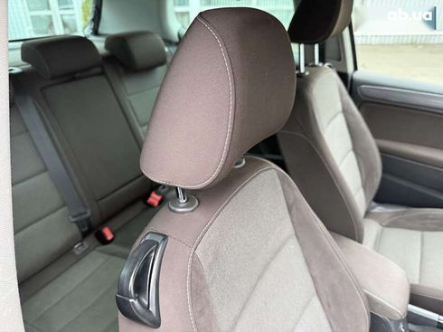 Volkswagen Golf 2011 - фото 29