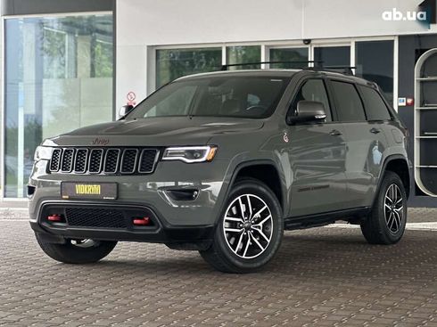 Jeep Grand Cherokee 2020 - фото 2