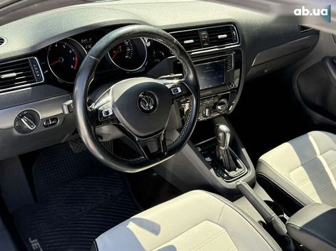 Volkswagen Jetta 2016 - фото 20