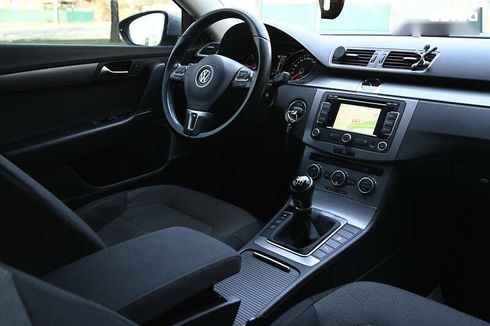 Volkswagen Passat 2012 - фото 29