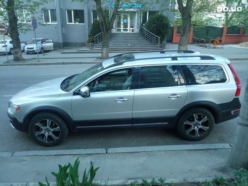 Volvo XC70 2014 серебристый - фото 11