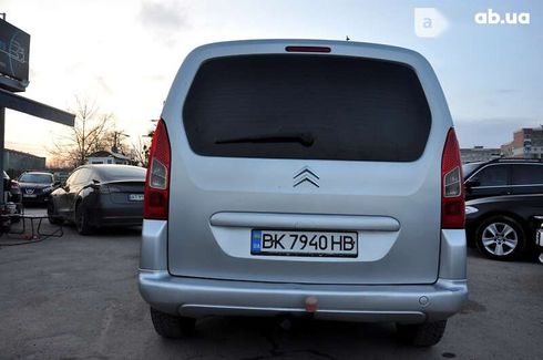 Citroёn Berlingo 2010 - фото 8