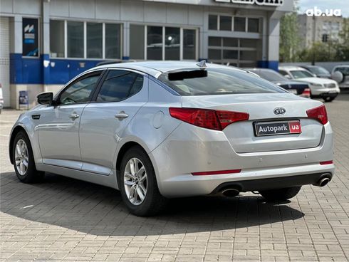 Kia Optima 2010 серый - фото 7