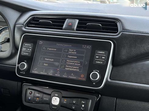 Nissan Leaf 2020 - фото 13