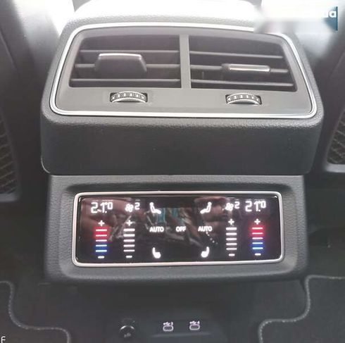 Audi Q4 Sportback e-tron 2020 - фото 20