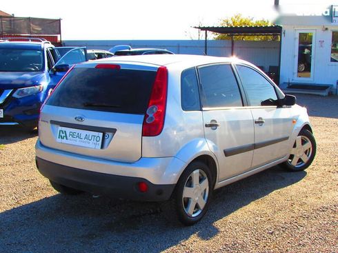 Ford Fiesta 2008 - фото 3