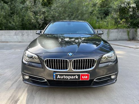 BMW 5 серия 2014 серый - фото 2