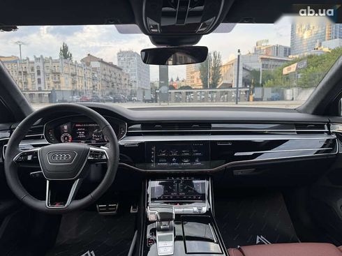 Audi S8 2024 - фото 25