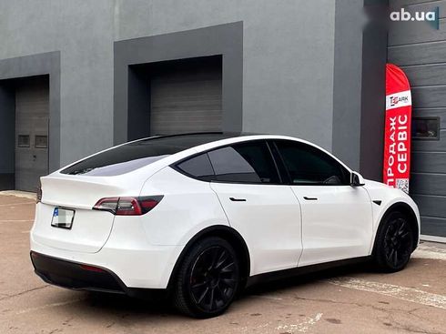 Tesla Model Y 2021 - фото 10