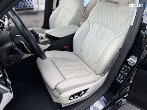 BMW 5 серия 2017 - фото 21