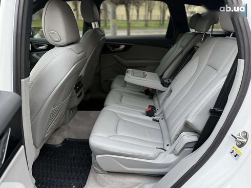 Audi Q7 2018 - фото 19