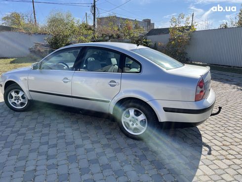 Volkswagen Passat 2001 серый - фото 8