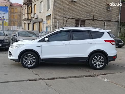 Ford Kuga 2013 белый - фото 3