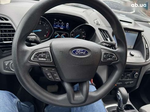 Ford Escape 2017 - фото 29