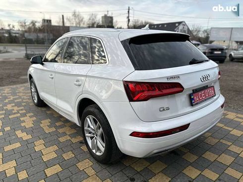 Audi Q5 2020 - фото 8