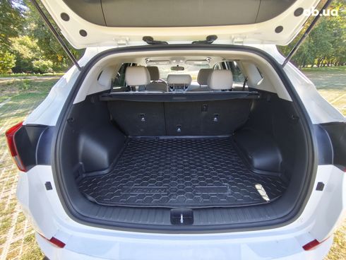 Hyundai Tucson 2018 белый - фото 9