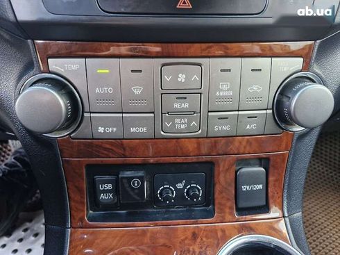 Toyota Highlander 2011 - фото 30