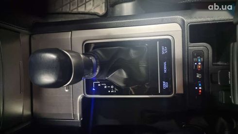 Toyota Land Cruiser Prado 2021 - фото 19