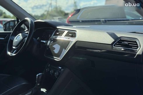 Volkswagen Tiguan Allspace 2017 - фото 19