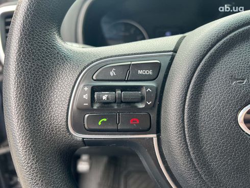 Kia Sportage 2018 серый - фото 34