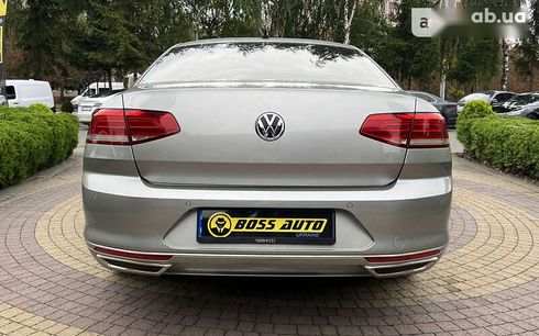 Volkswagen Passat 2015 - фото 6