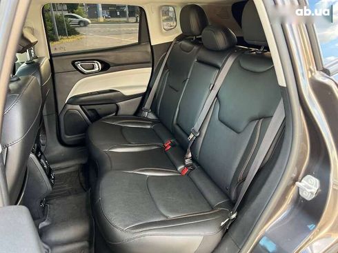 Jeep Compass 2022 - фото 25